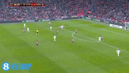 神锋，帕罗特11月2场世预赛打入5球帮助爱尔兰挺进附加赛